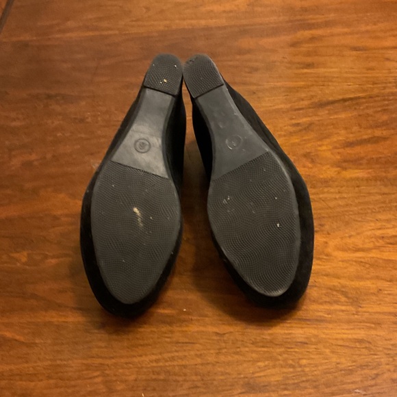 Elegant Black Suede Wedge Shoes - Picture 4 of 4